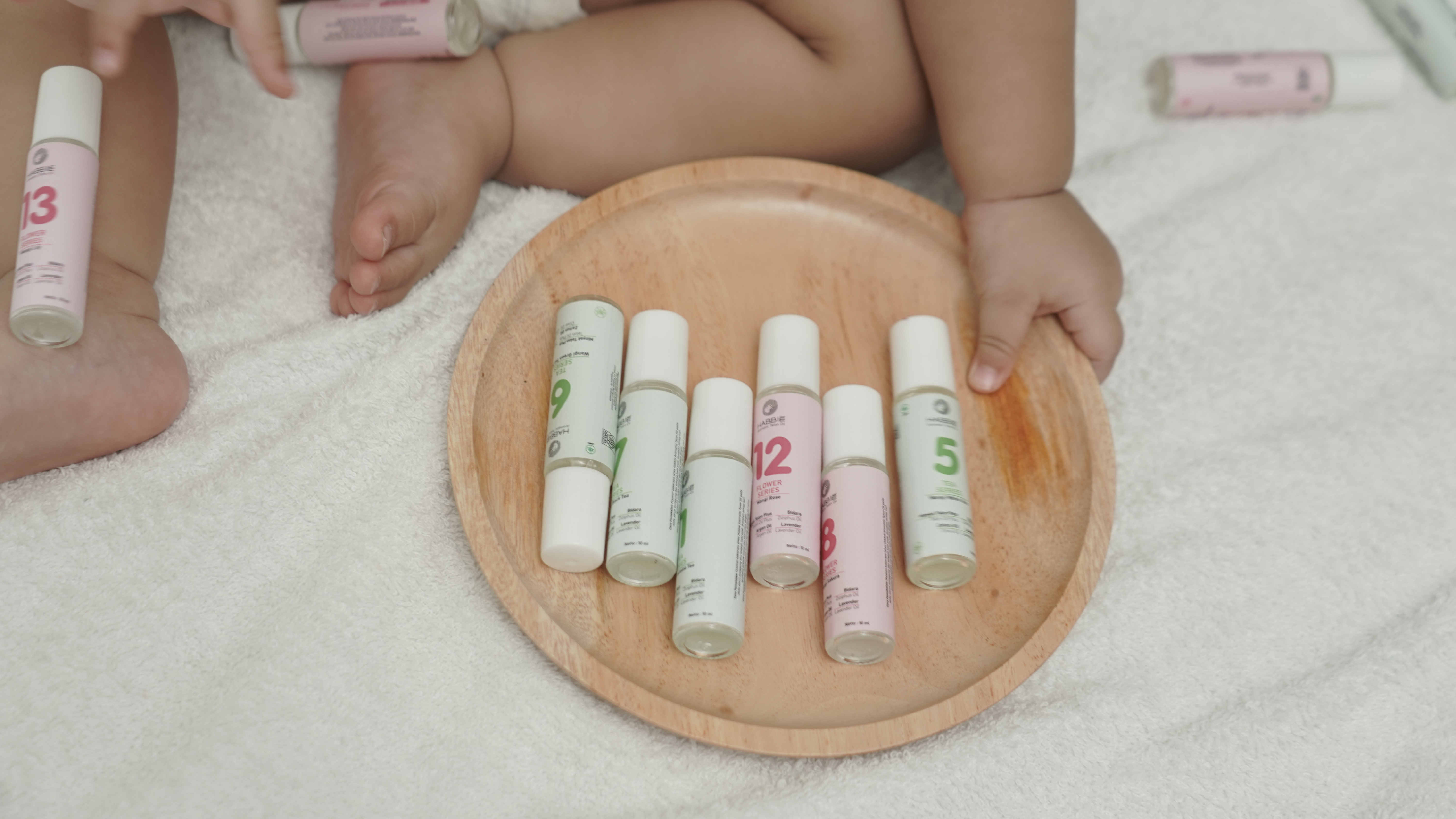 Habbie Aromatic Telon Roll On, Solusi Praktis Hangatkan Si Kecil